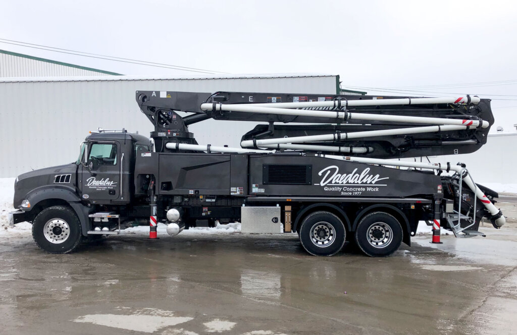 Residential driveway — Daedalus Construction Co